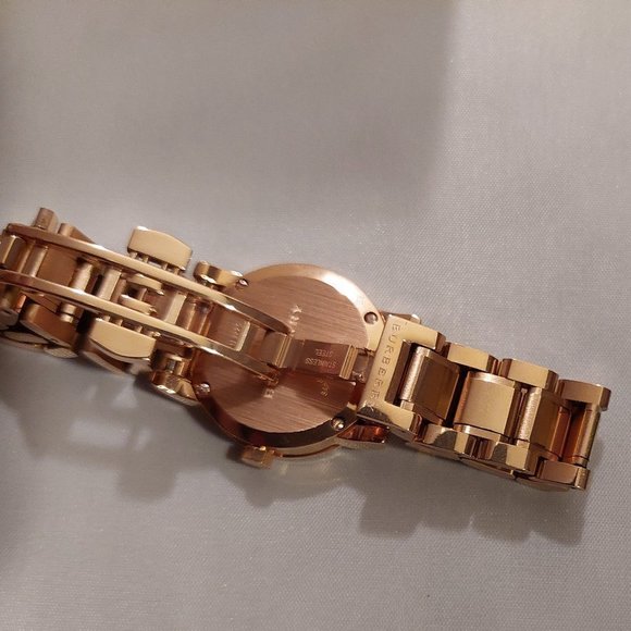 LUXURY BURBERRY Diamond Rose Gold Watch - NEW! - Picture 10 of 16